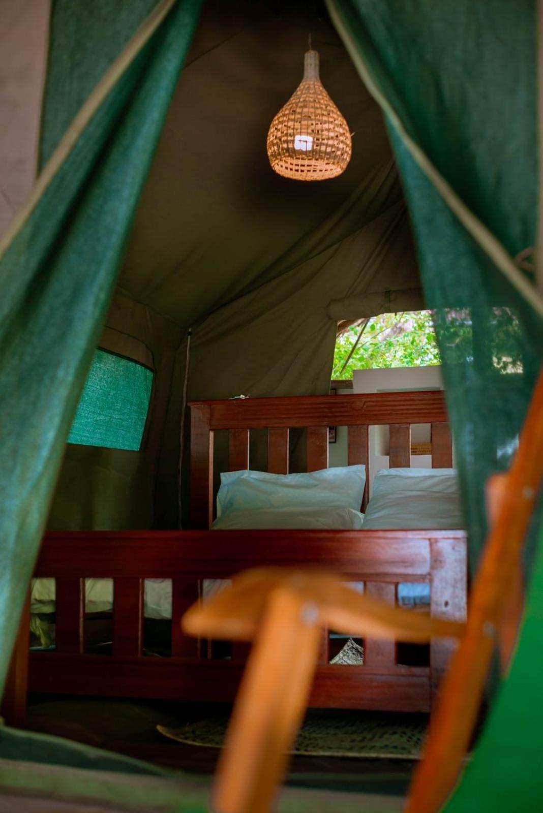 Mikadi Beach Camp & Backpackers *