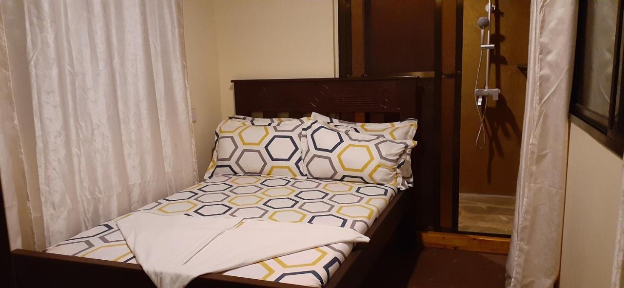 Hostel Mikadi Beach Camp & Backpackers *