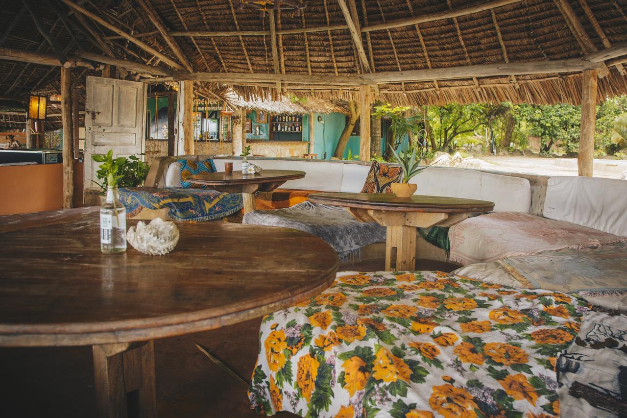 Mikadi Beach Camp & Backpackers